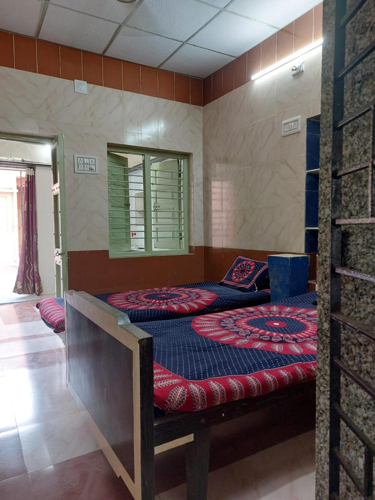 Ram Nivas Home Stay Dwarka ภายนอก รูปภาพ
